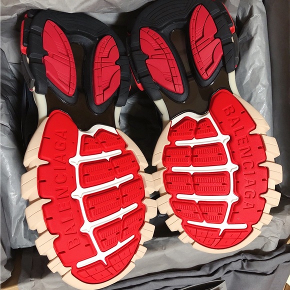 NEW Balenciaga track sneaker - Picture 2 of 4